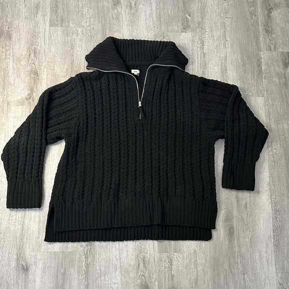Aerie Quarter Zip Cable Car Cozy Comfort
Knit Sweater Sz XL - Picture 5 of 14